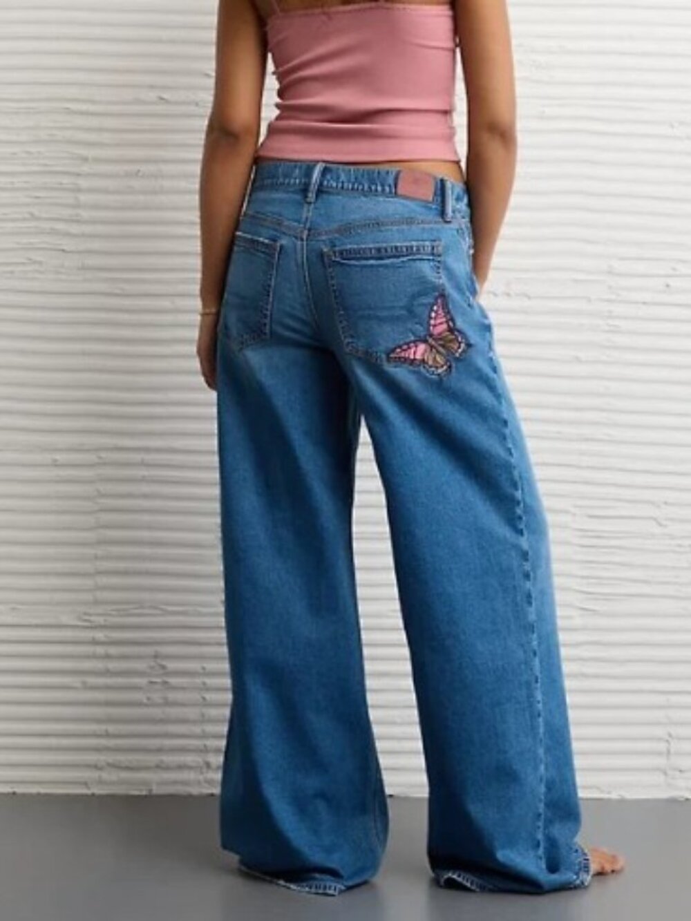 American Eagle Sydney Sweeney Butterfly Wide Leg Jeans  SIZE 4